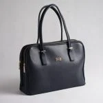 کیف زنانه مشکی مدل ویولت مناسب برای محیط‌های اداری