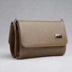 کیف قهوه ای تیره چرم زنانه مدل دوشی