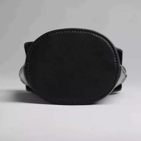 زیره کیف چرم زنانه دراتی مشکی دوشی