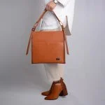 قیمت کیف زنانه 621 چرم دراتی مناسب دانشگاه و محل کار