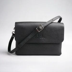 کیف دوشی زنانه هلما چرم طبیعی گاوی