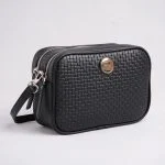 قیمت کیف دوشی چرم زنانه مدل 123 در رنگ مشکی، مناسب برای استایل‌های مختلف