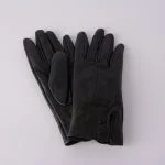 دستکش چرم زنانه سارا بهترین هدیه برای بانوان