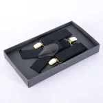 ساسبند چرم مشکی با قفل طلایی