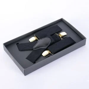 ساسبند چرم مشکی با قفل طلایی