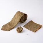 پوشت جیبی و کراوات و رزت