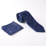 کراوات و پوشت سورمه ای