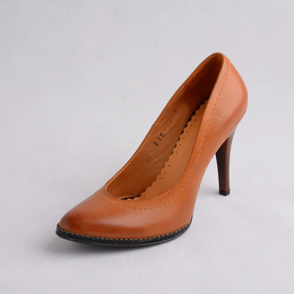 کفش-زنانه-708-02 جفت کفش مجلسی چرم زنانه به رنگ قهوهای