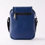 کیف چرم آبی روشن با طراحی کلاسیک و قفل فلزی نقره‌ای