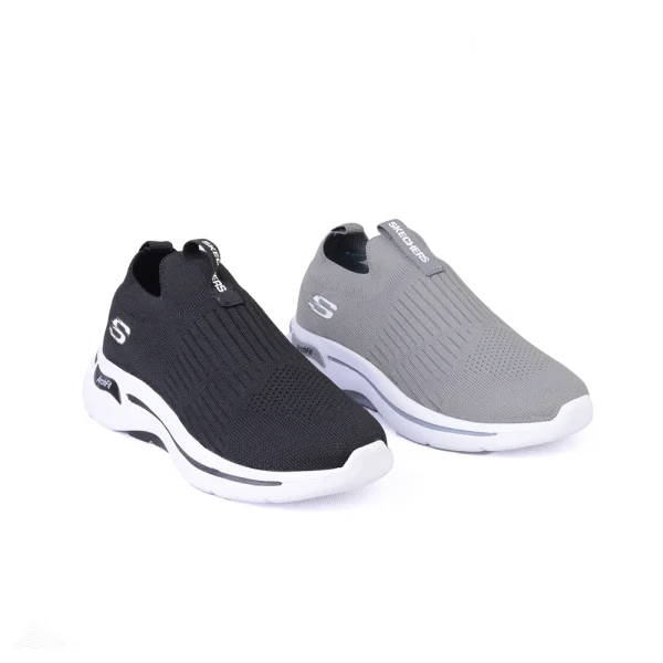 تصویر کتونی اسکیچرز Arch Fit Slip-On مشکی مردانه و زنانه بدون بند با زیره سفید سبک