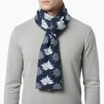 شال گردن طرح برگ