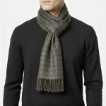 تن پوش شال گردن مردانه طرحدار سبز و بژ