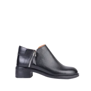 نمای بغل نیم بوت چرم زنانه کد ۲۰۳