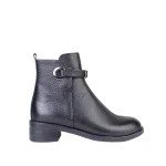 نمای بغل بوت چرم زنانه طبیعی مشکی