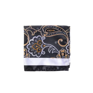 نمای رو به رو پوشت طرح بته جقه مشکی طلایی