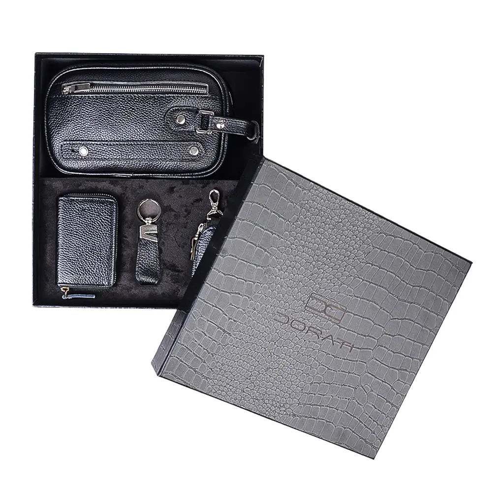 نمای رو به رو باکس هدیه چرم مردانه و هاردباکس کادویی