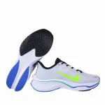 نمای بغل و زیره کتانی سفید زومیکس مردانه