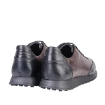 نمای پشت کفش ونس چرم مردانه وراتو