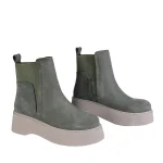نمای بغل یک جفت بوت تمام جیر زنانه کد ۴ رنگ سبز