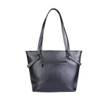 نمای پشت کیف دانشجویی زنانه با بند بلند