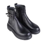 نمای رو به رو بوت چرم زنانه بغل سگک ۴۰۳