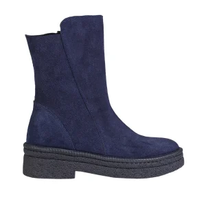 نمای بغل بوت چرم جیر زنانه کد ۶۹ رنگ سورمه‌ای