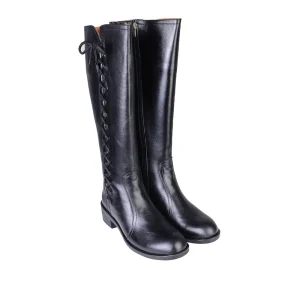 نمای رو به رو بوت چرم بلند بندی زنانه