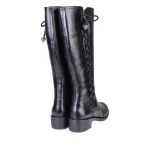 نمای پشت بوت چرم بند ضربدری زنانه