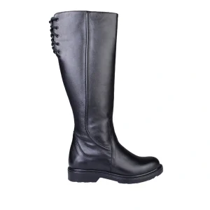 نمای بغل بوت بلند پشت بندی چرم زنانه