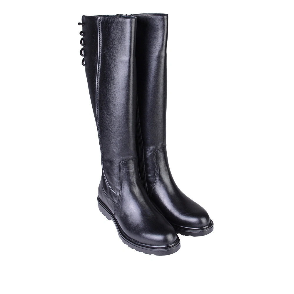 نمای رو به رو بوت بلند پشت‌بندی چرم زنانه