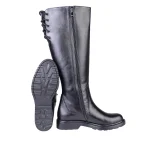 نمای بغل و زیره بوت بلند پشت‌بندی چرم زنانه