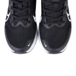 نمای بالا کتانی نایک زنانه مدل زومیکس