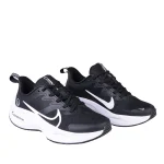 نمای بغل کتانی مشکی زومیکس نایک زنانه