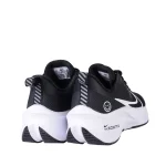 نمای پشت کتانی نایک زنانه مدل زومیکس