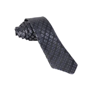 نمای نزدیک از کراوات مشکی و طوسی طرح توپی مدل 98133