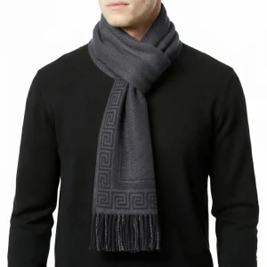 نمای رو به رو تن‌پوش شال گردن طرح ورسلچه طوسی تیره