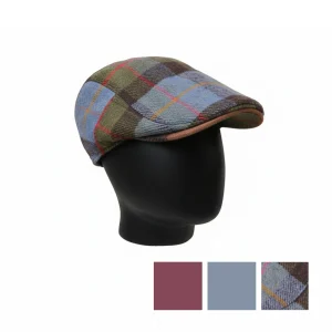 نمای رو به رو تن‌پوش کلاه باراتا چهارخونه مردانه