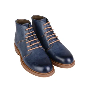 نمای رو به رو نیم بوت چرم مردانه سورمه ای مدل کورنا