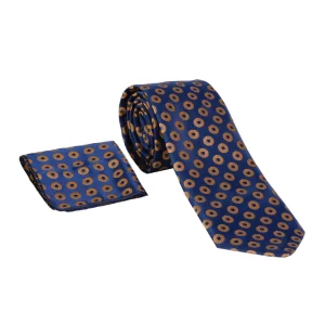 نمای روبه رو از ست کراوات و دستمال جیب سورمه‌ای و عسلی توپی مدل 98132