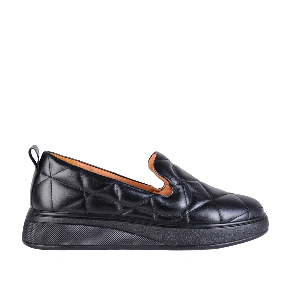 نمای بغل کفش طبی چرم زنانه کد ۲۳۷ رنگ مشکی