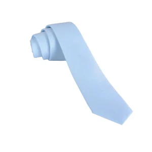 نمای نزدیک از کراوات آبی روشن ساده مدل 98142