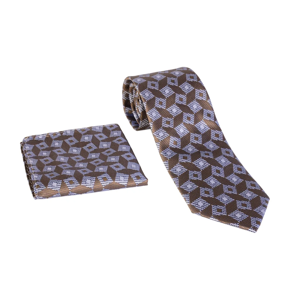 squar-pattern-tie-1 (3) نمای رو به رو از ست کراوات و دستمال جیب طرح مربعی قهوه ای مدل 98129