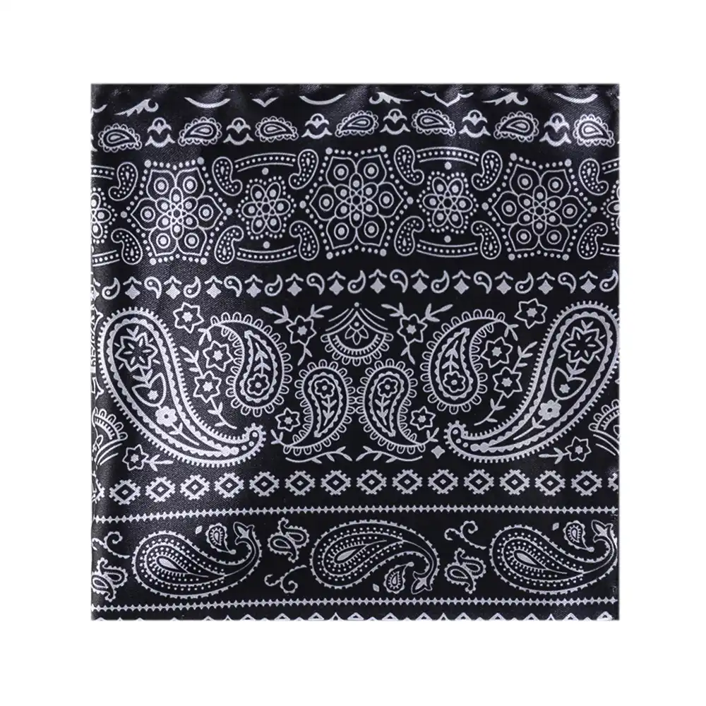 black-pocket-square-da4-1 نمای رو به رو از پوشت طرح بته جقه مشکی da4