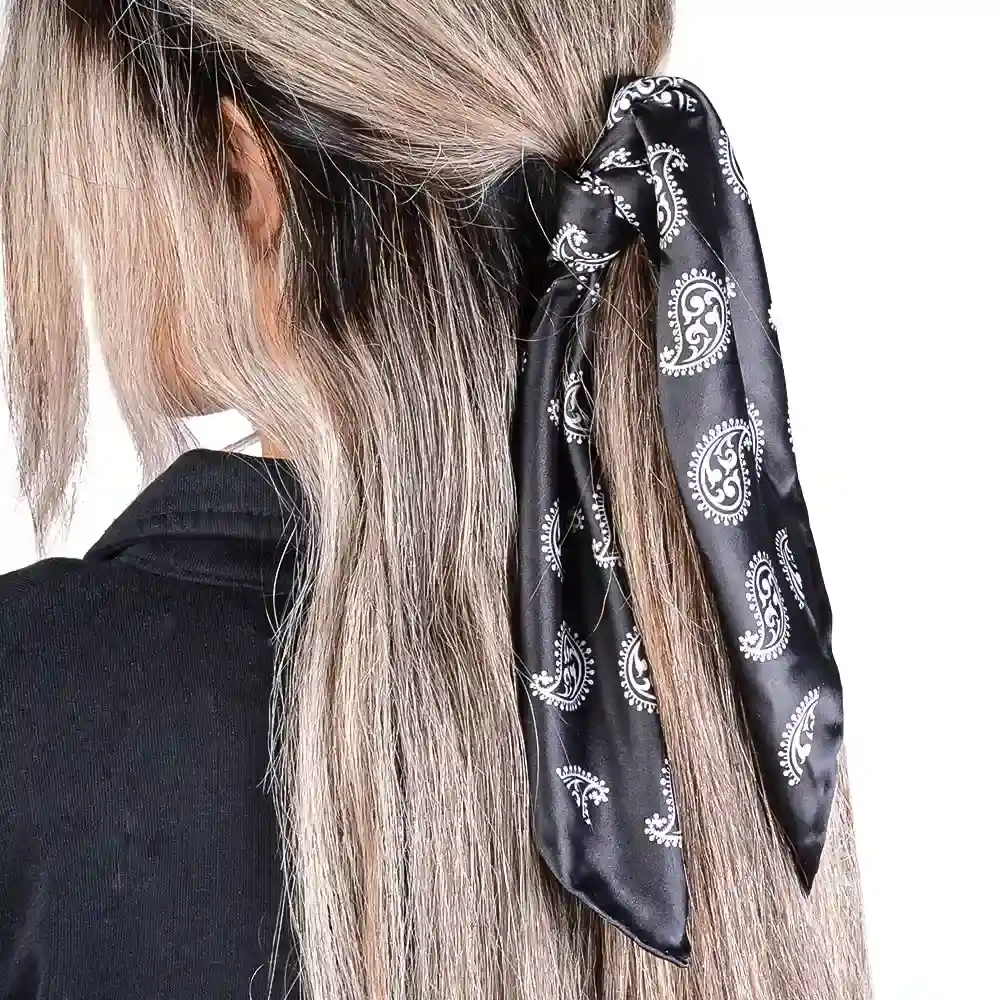 bandana-ba013-2 نمای رو به رو باندانا ba013 با رنگ مشکی روی مو